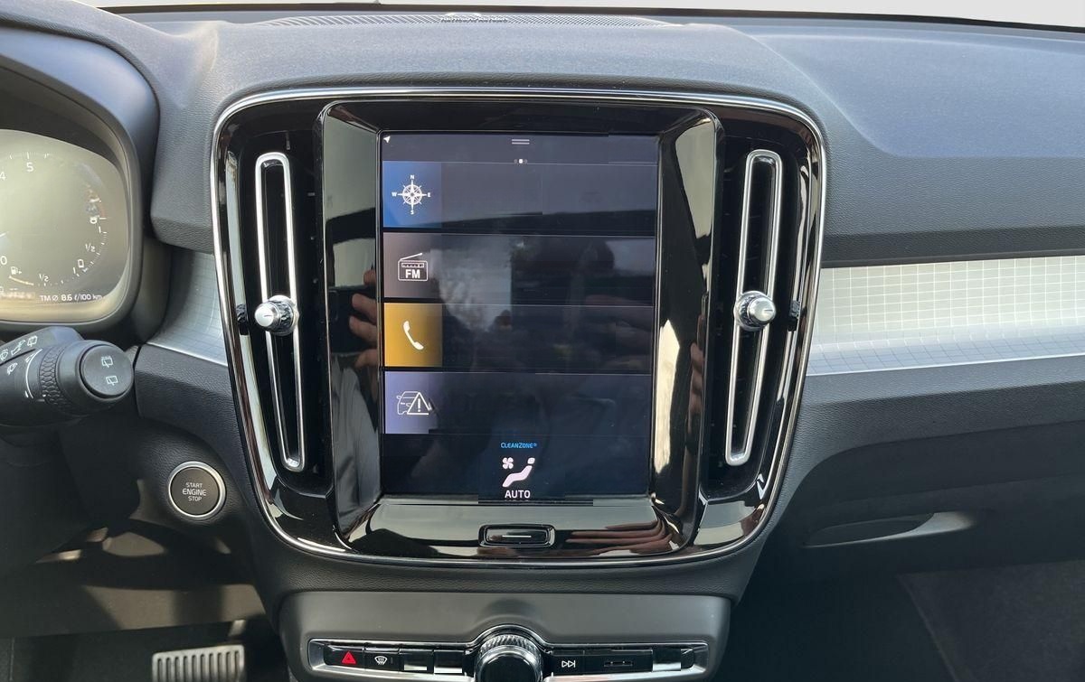 Volvo XC40 INSCRIPTION EXPRESSION RECHARGE-LED+CARPLAY foto 13