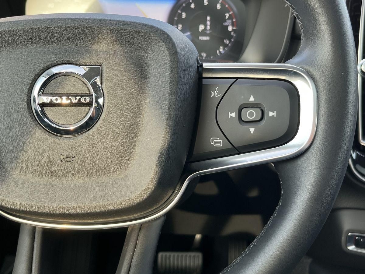 Volvo XC40 INSCRIPTION EXPRESSION RECHARGE-LED+CARPLAY foto 19