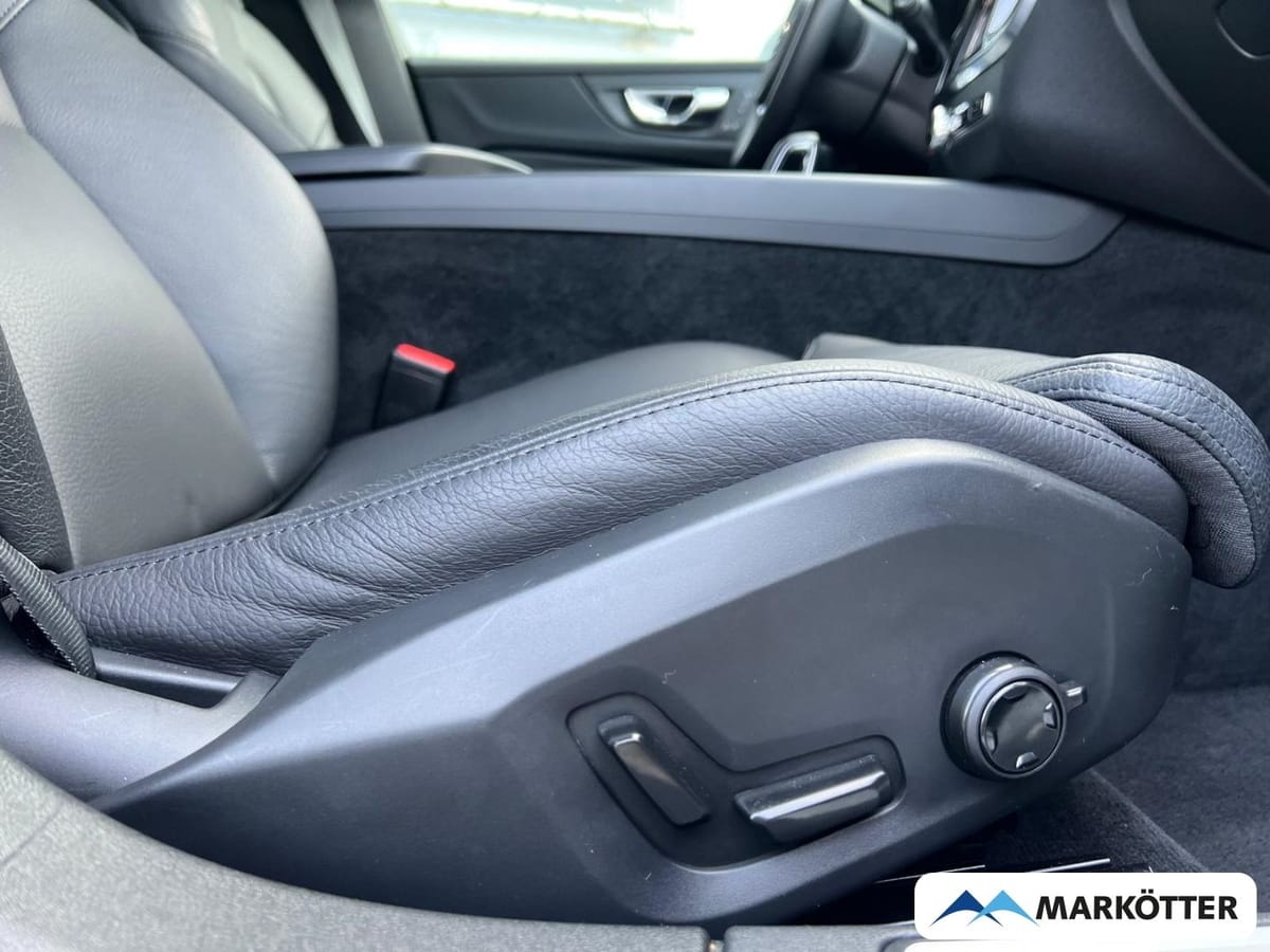 Volvo V60 Cross Country B4 AWD Plus AHK ACC BLIS PANO foto 12