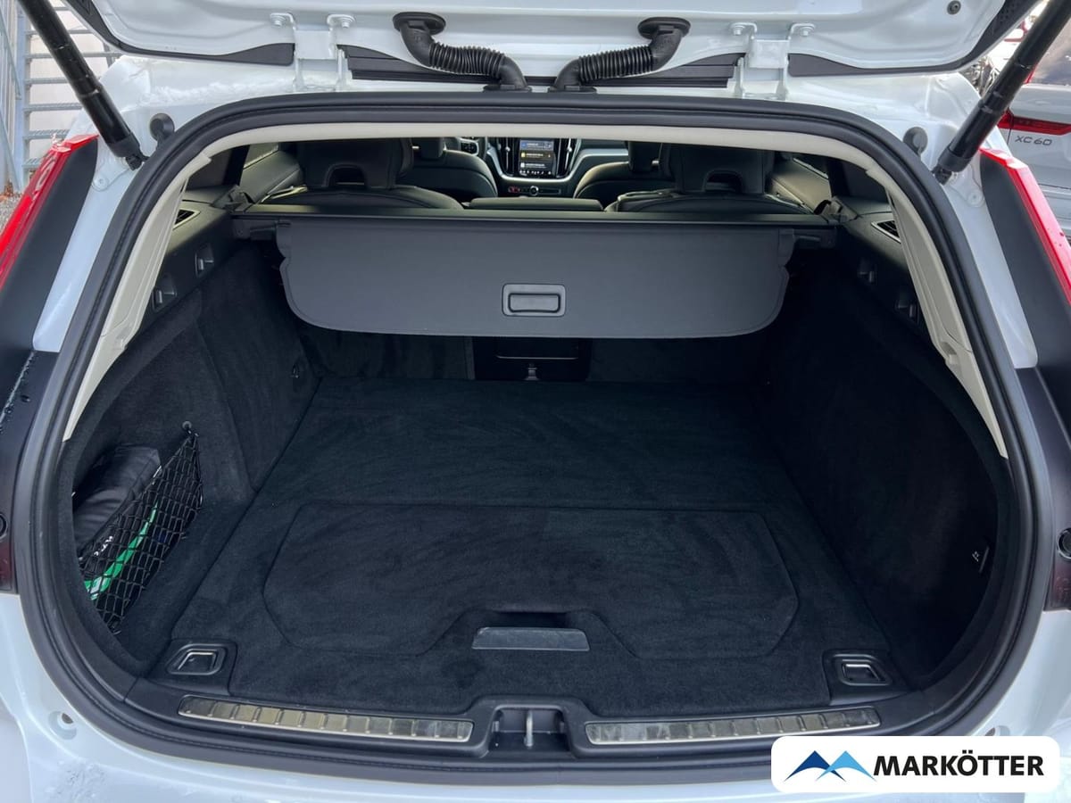 Volvo V60 Cross Country B4 AWD Plus AHK ACC BLIS PANO foto 6