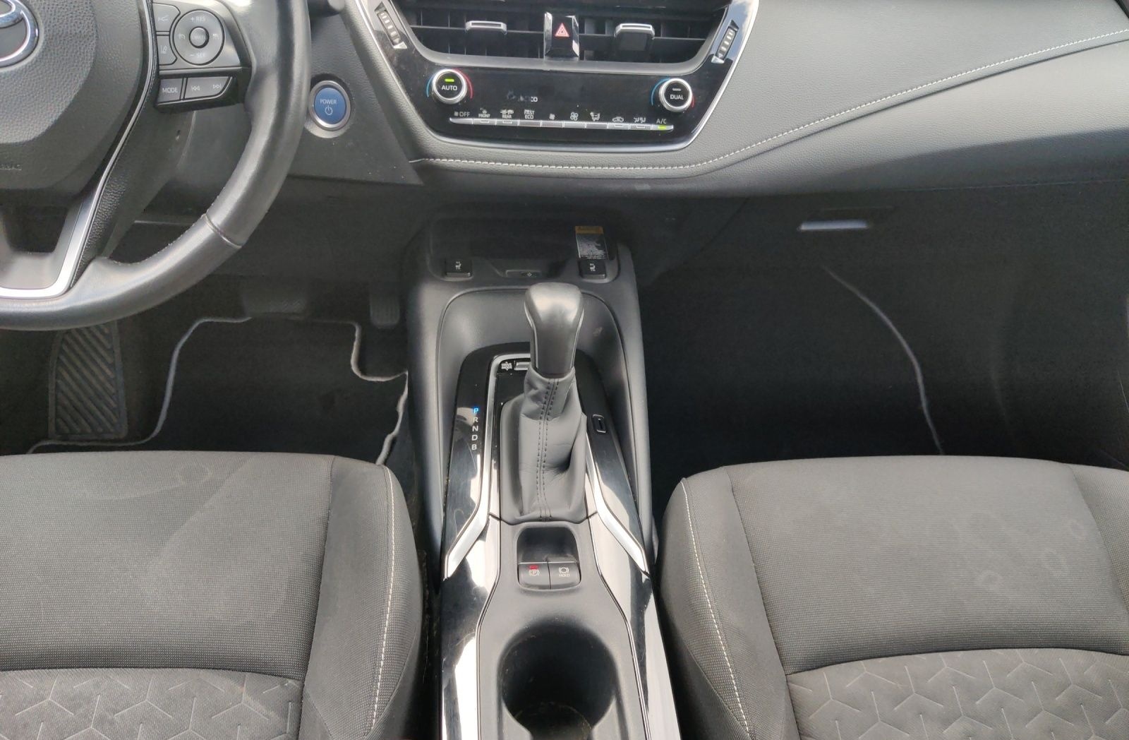 Toyota Corolla 1.8 Hybrid Team D KLIMA LED ALU foto 14