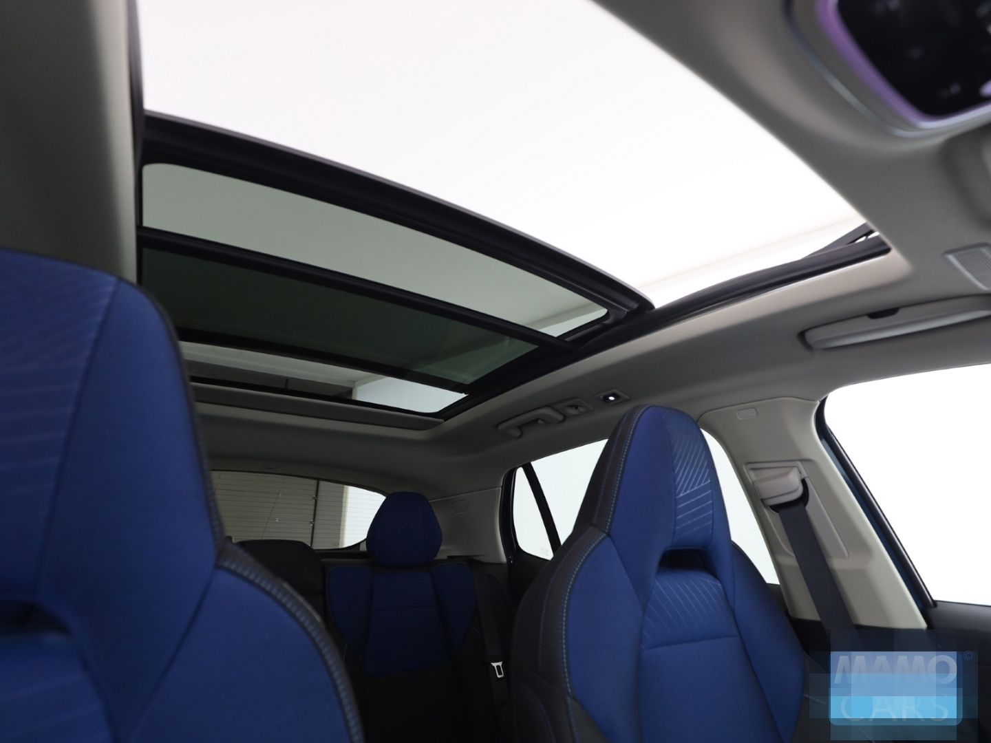 Lynk&Co 01 1.5 TD PHEV PANO/SHZ/ACC/BLIS/360CAM foto 15