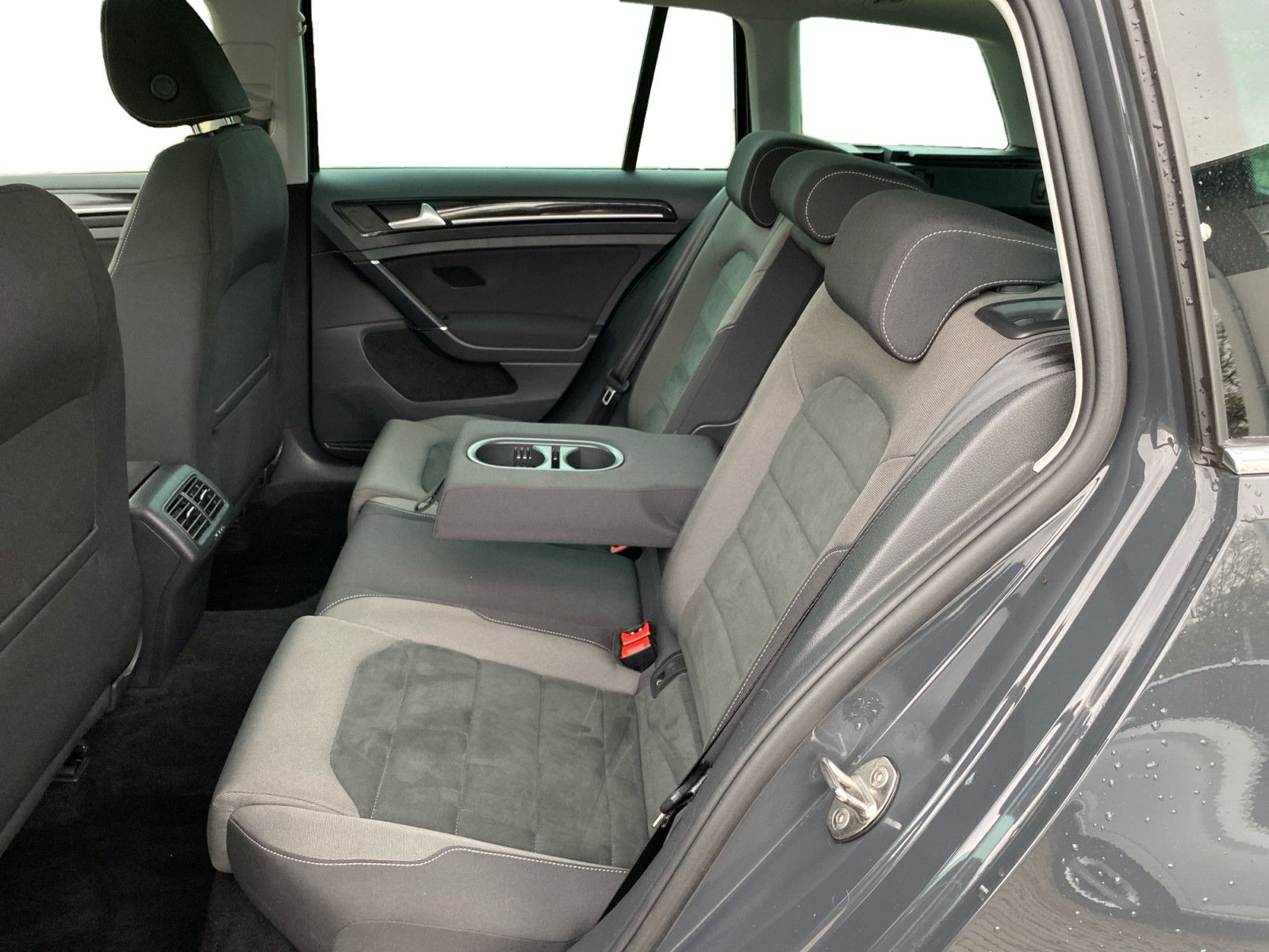 Volkswagen Golf VII Variant 2.0TDI DSG Highline LED ACC foto 11