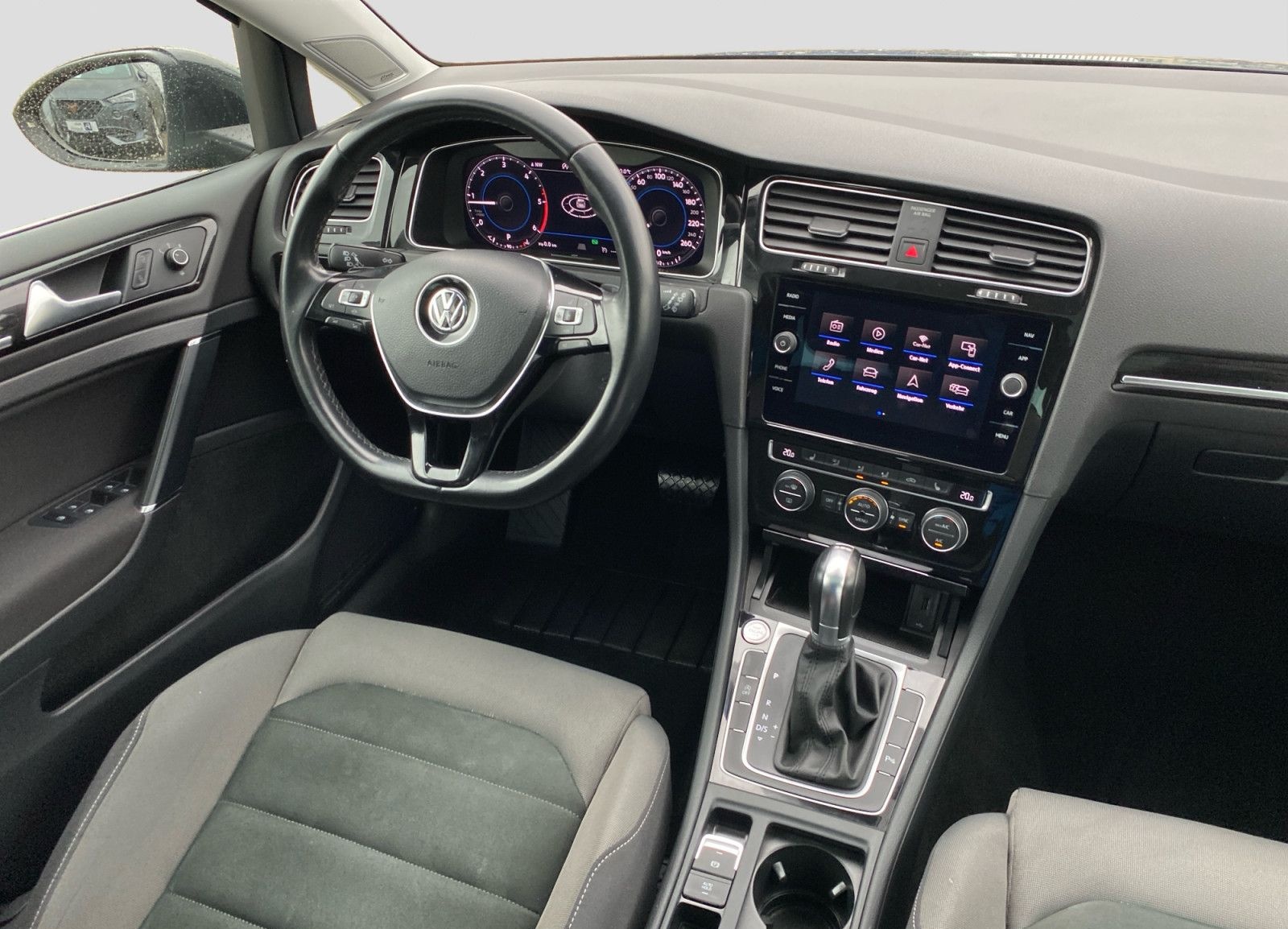 Volkswagen Golf VII Variant 2.0TDI DSG Highline LED ACC foto 6