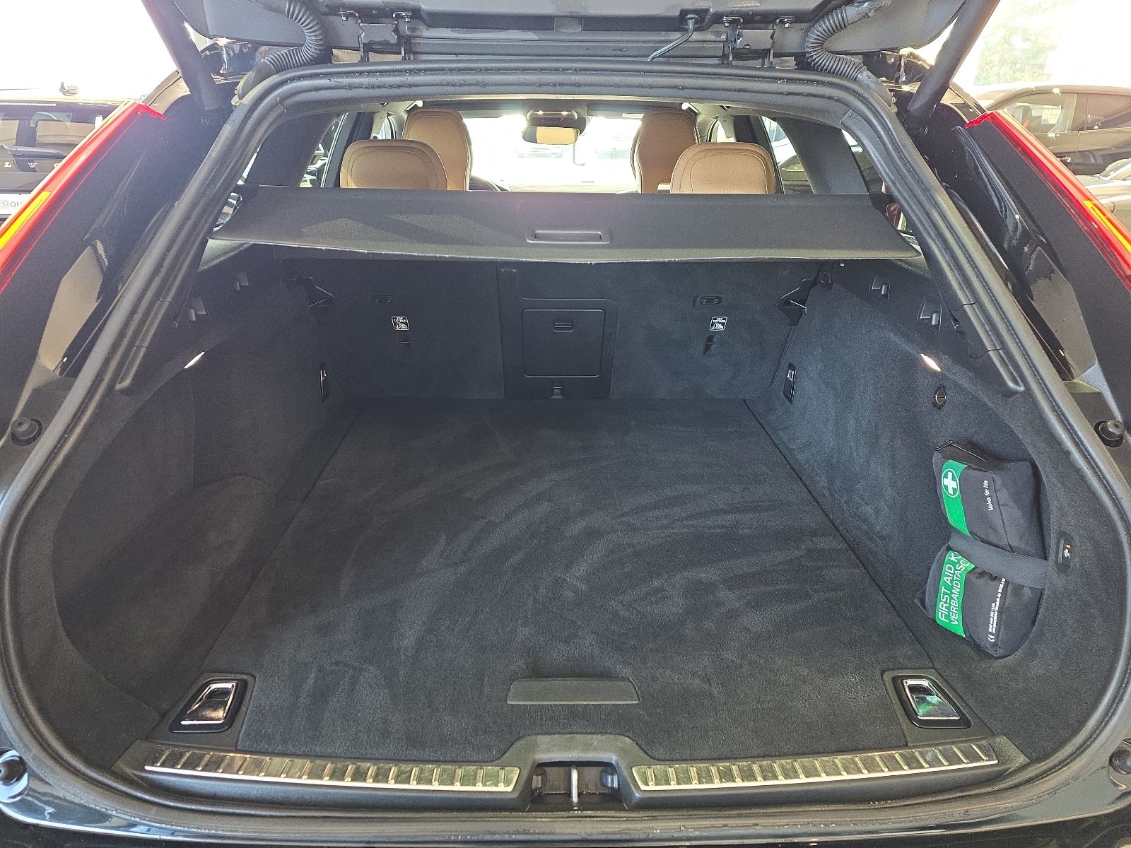 Volvo V90 T5 Momentum Polestar AHK HeadUp BLIS ACC foto 15