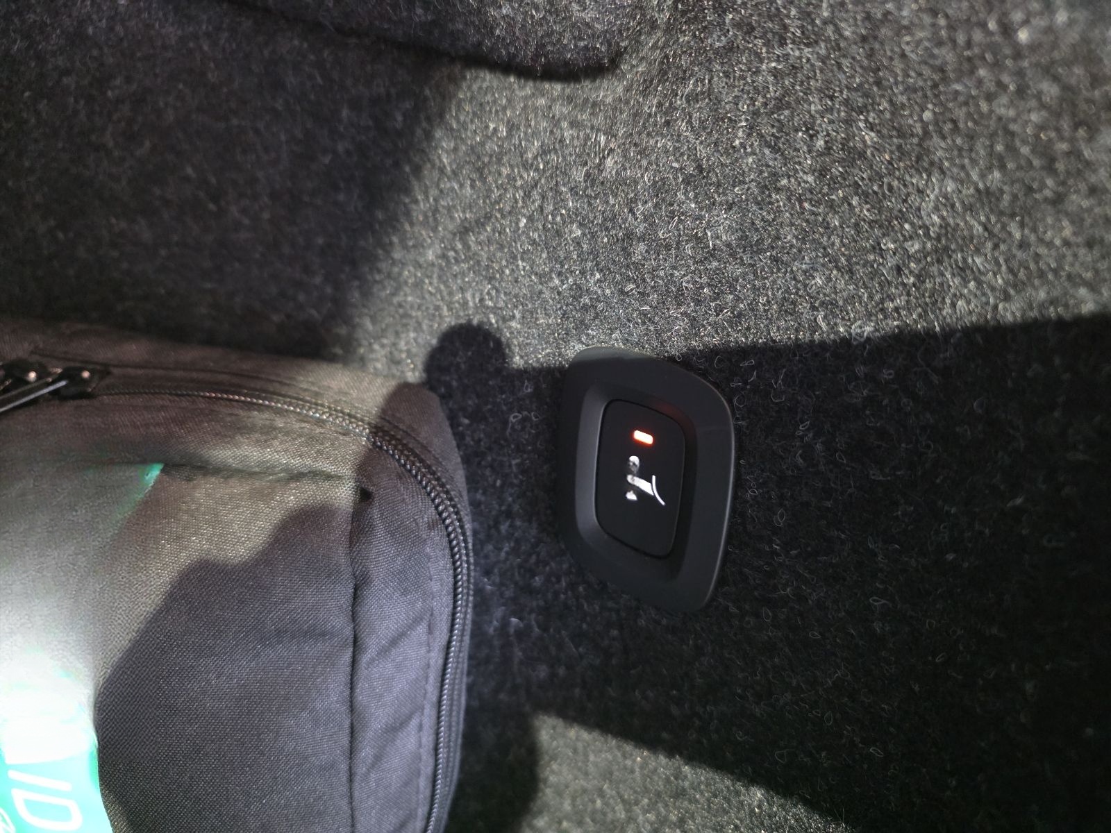 Volvo XC40 T3 Momentum Pro ACC AHK Kamera WinterPaket foto 15