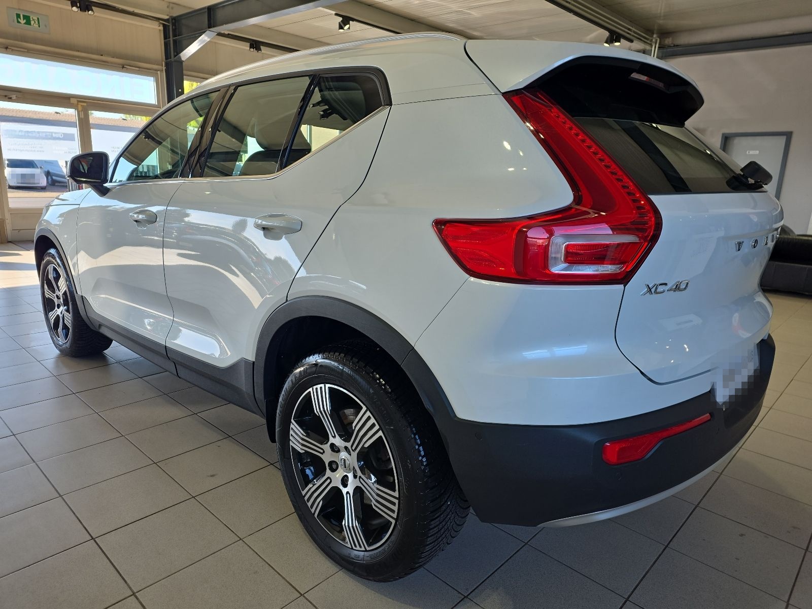 Volvo XC40 B4 Inscription ACC 360° Leder LED el.Sitze foto 10