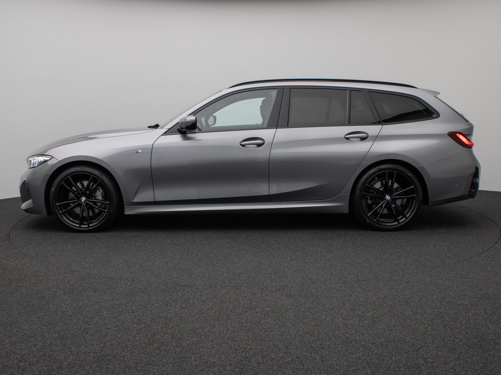 BMW 330i xD M Sport Kamera HUD DAB HiFi Parks 19Zoll foto 11