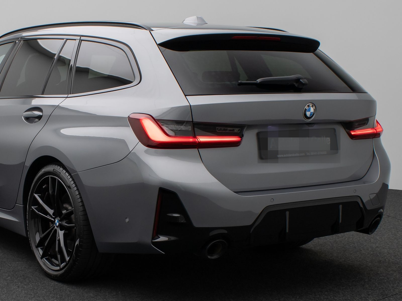 BMW 330i xD M Sport Kamera HUD DAB HiFi Parks 19Zoll foto 16