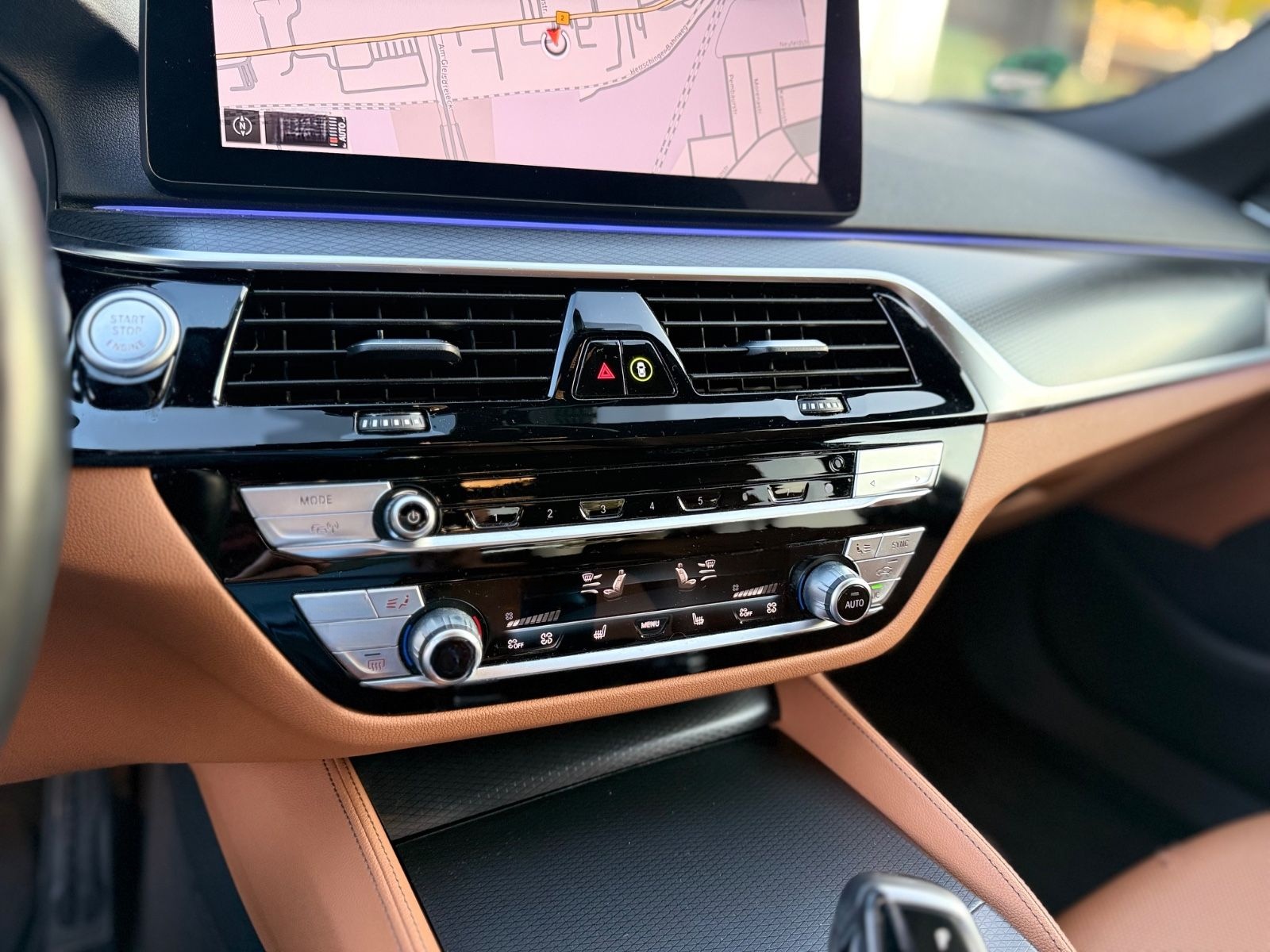 BMW 520 d M-PAKET/KAMERA/LED/4Z-KLIMA/TEMP/LED foto 19