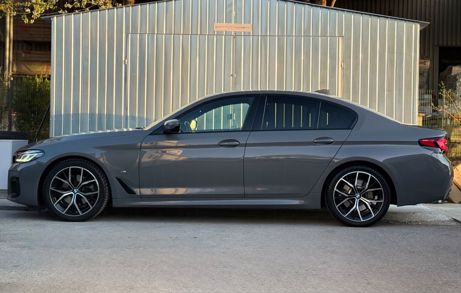 BMW 520 d M-PAKET/KAMERA/LED/4Z-KLIMA/TEMP/LED foto 6