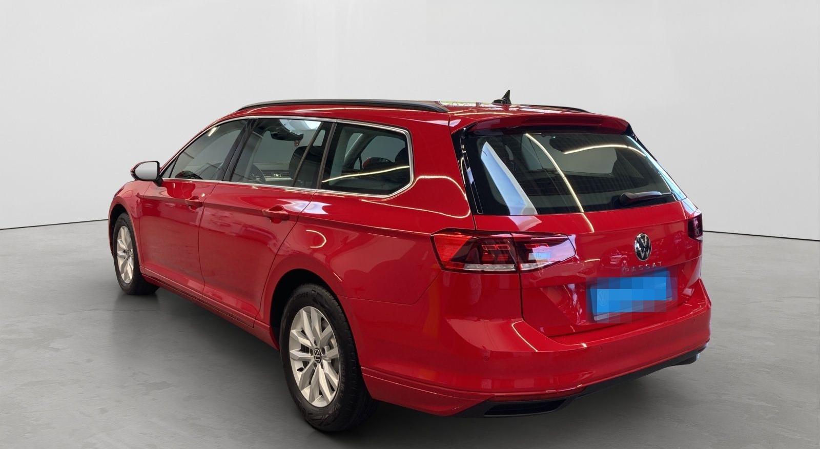 Volkswagen Passat Variant TDI DSG Business LED TravelAssist foto 8