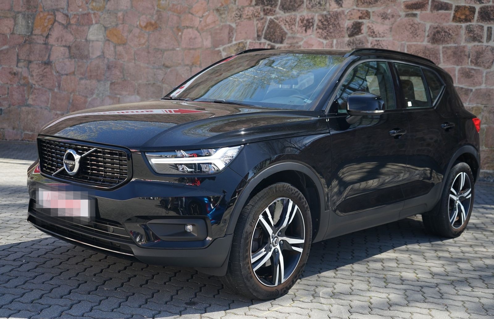 Volvo XC40 2.0 R Design AWD LED 360° AHK PDC Totwinkel foto 2