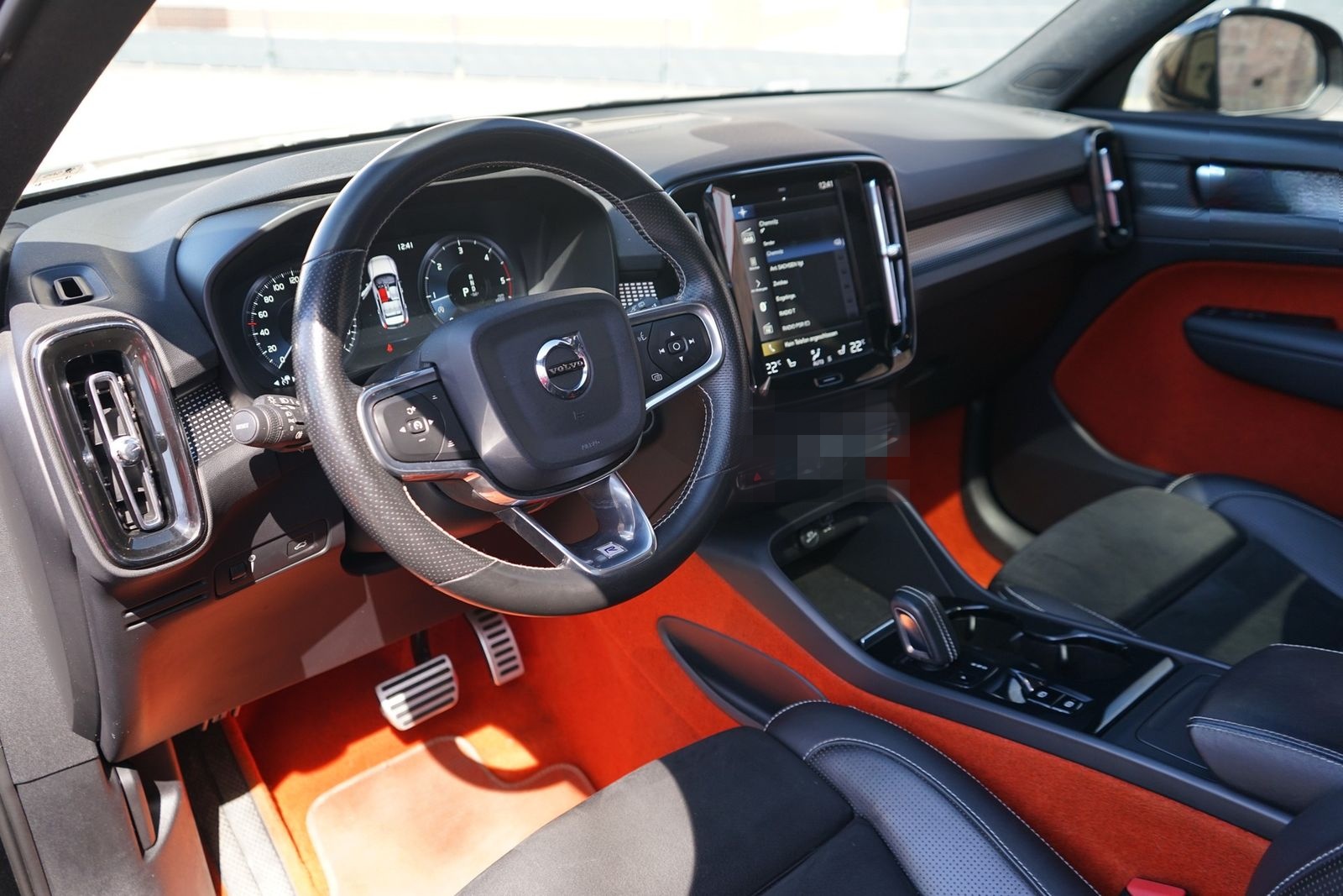 Volvo XC40 2.0 R Design AWD LED 360° AHK PDC Totwinkel foto 25