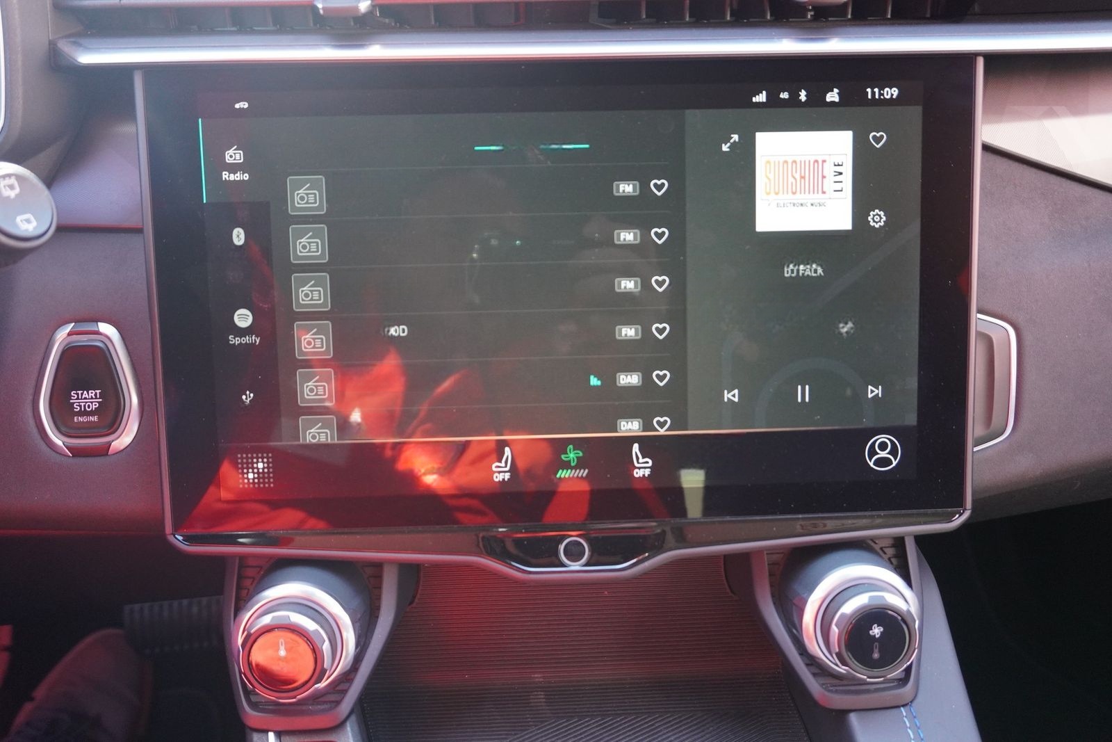 Lynk&Co 01 1.5 TD PHEV Aut. LED ACC 360° Pano foto 14