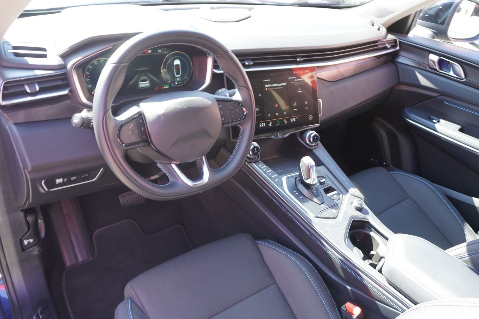 Lynk&Co 01 1.5 TD PHEV Aut. LED ACC 360° Pano foto 10