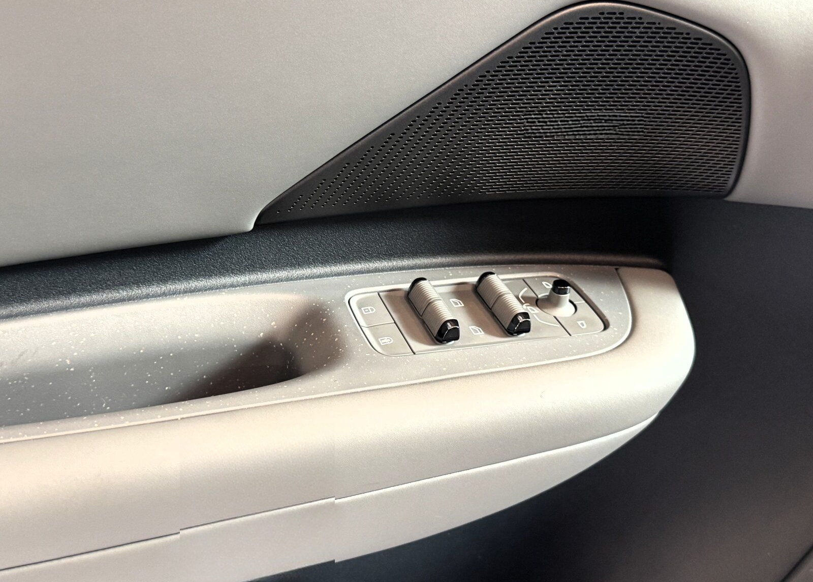 Lynk&Co 02 More 66kWh foto 18