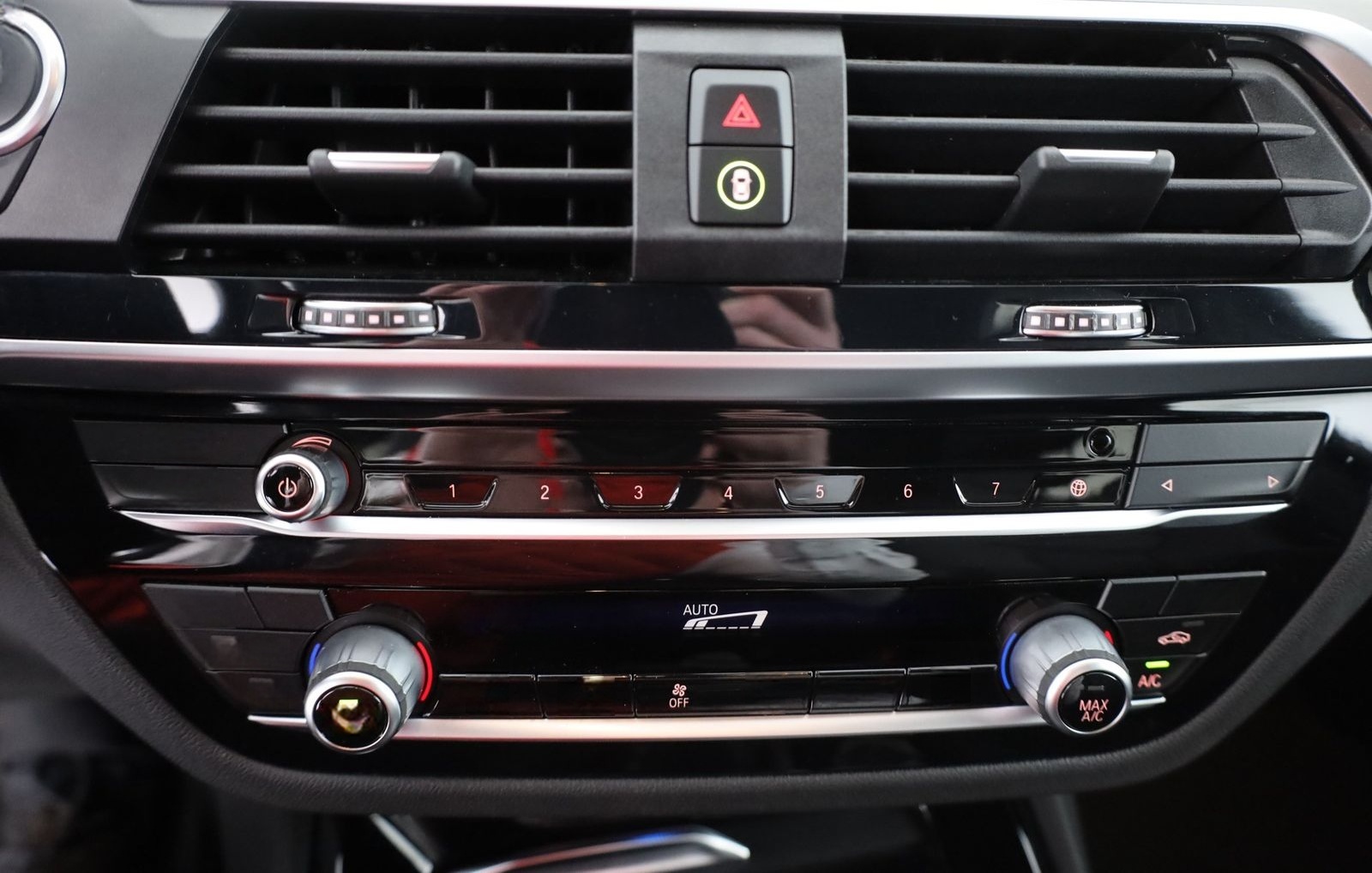 BMW X3 xDrive 30e Luxury Line Navi Kamera AHK Leder foto 12