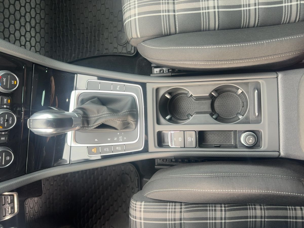 Volkswagen Golf VII GTD 2.0 TDI DSG ACC AHK Navi Standh. D foto 17