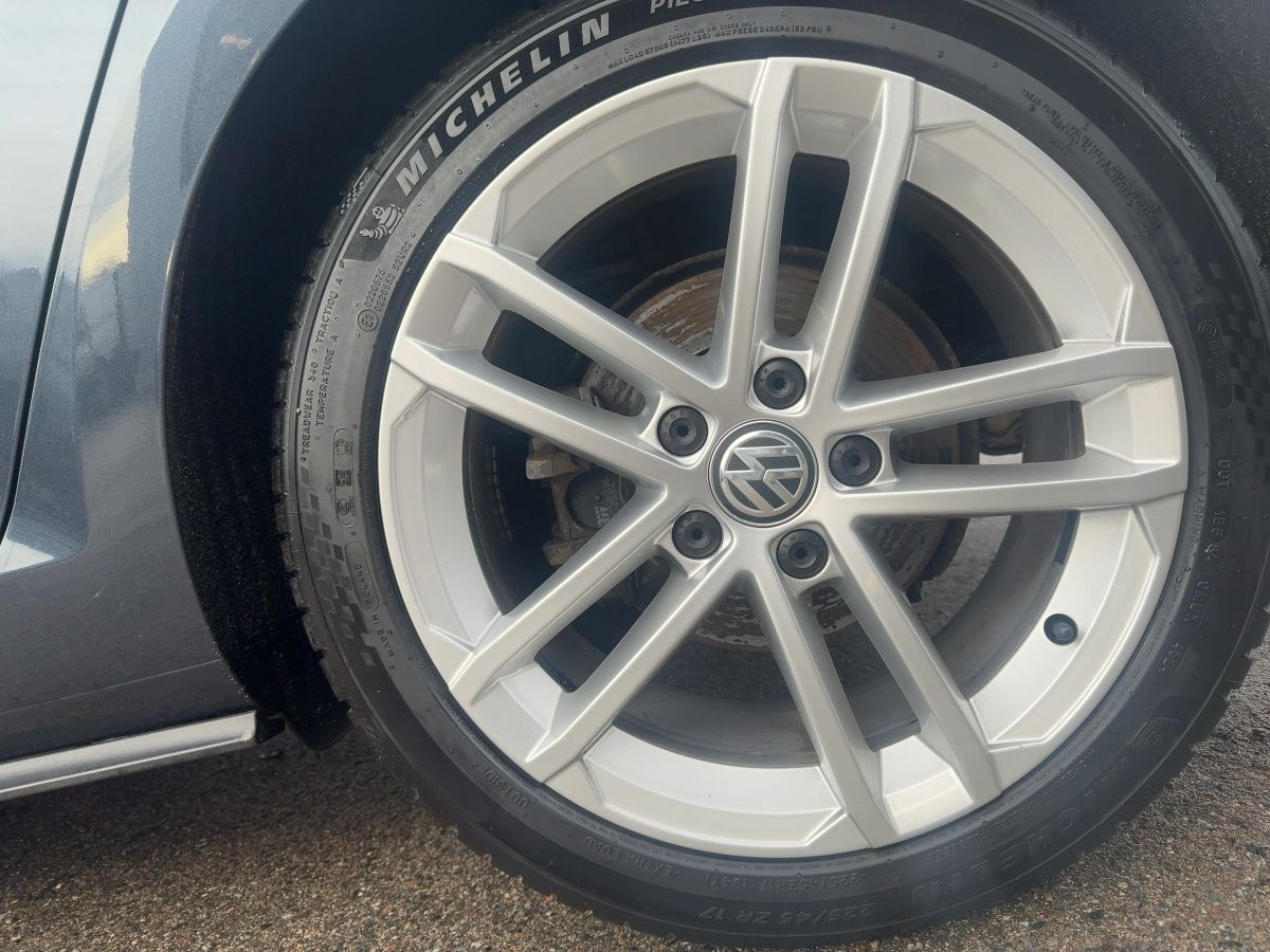 Volkswagen Golf VII GTD 2.0 TDI DSG ACC AHK Navi Standh. D foto 7