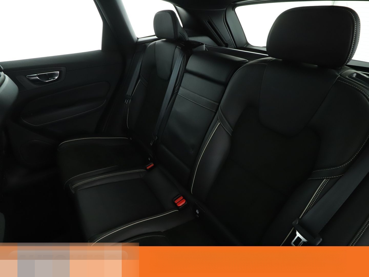 Volvo XC60 2.0 D4 R Design AWD Aut.*NAVI*LED*TEMPO*PDC foto 14