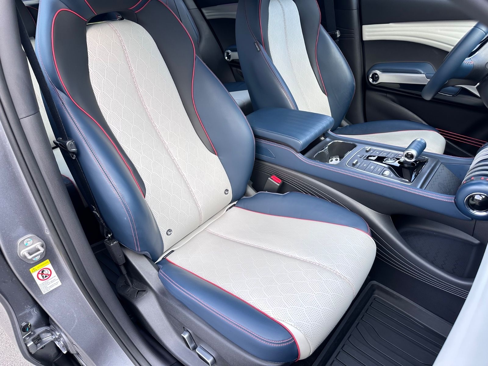 BYD Atto 3 150 kW Design GSD El.-Heckdeckel Top.. foto 23