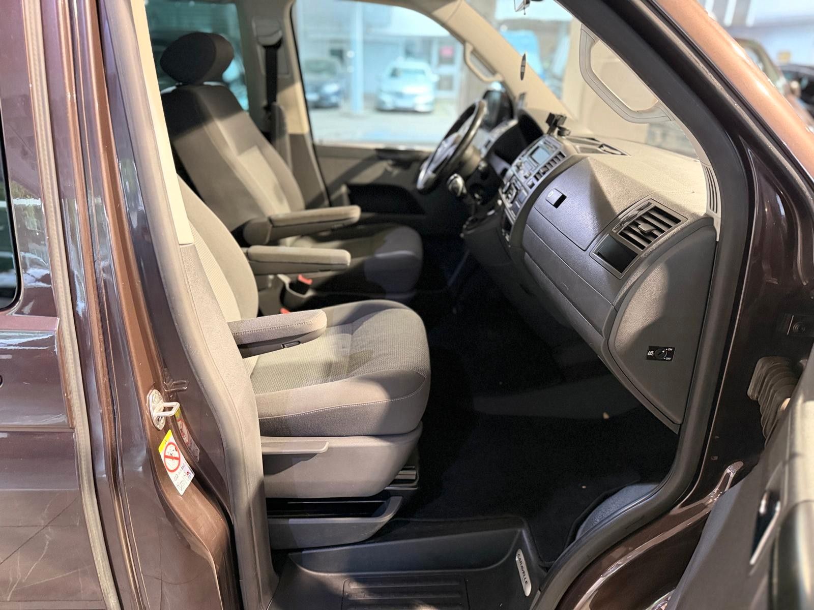 Volkswagen T5 Caravelle Comfortline *8-Sitzer*Automatik*AHK foto 8