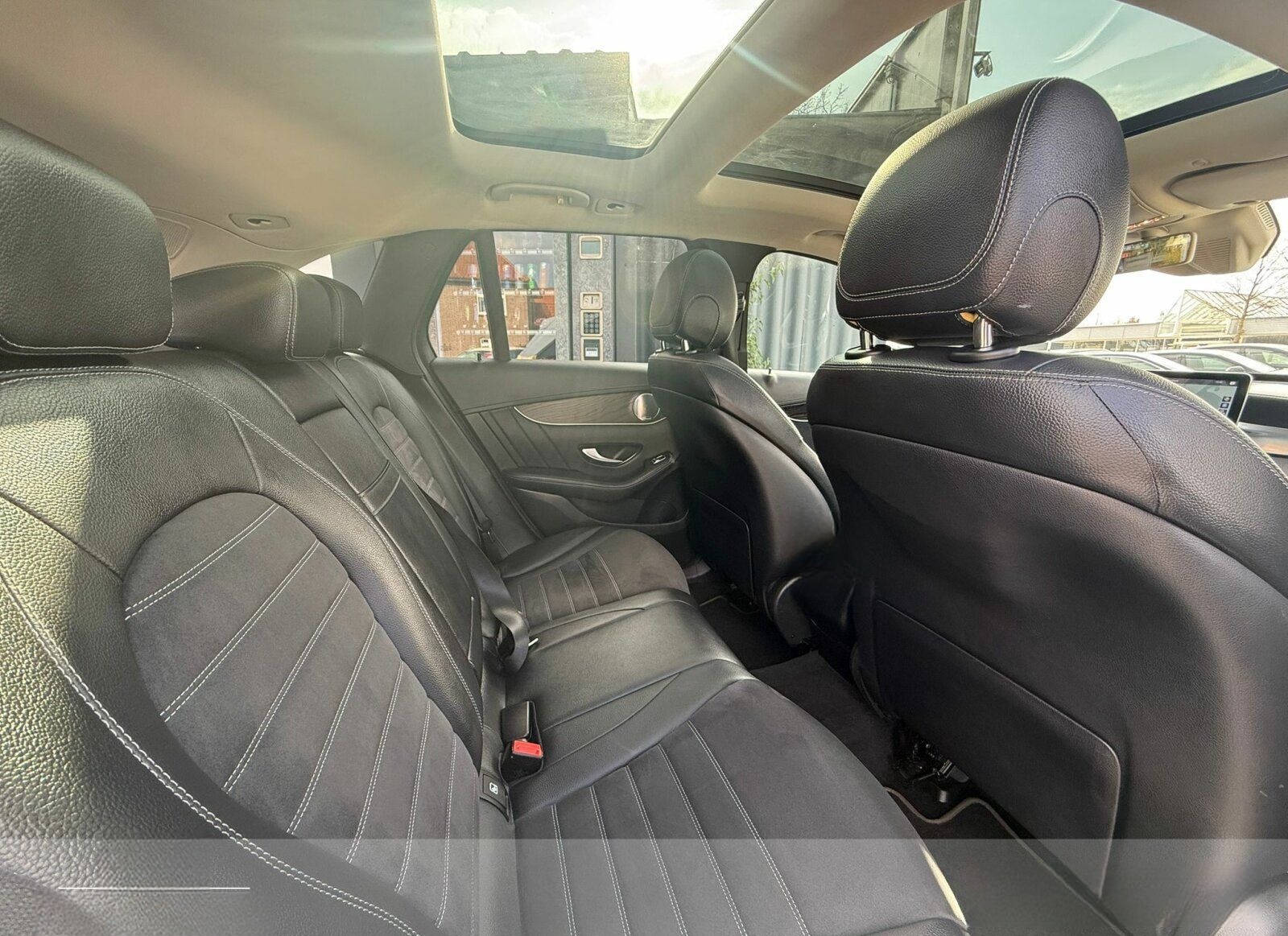 Mercedes-Benz GLC 200 AMG Line 4M Pano HuD Sthz Multibeam Keyl foto 22