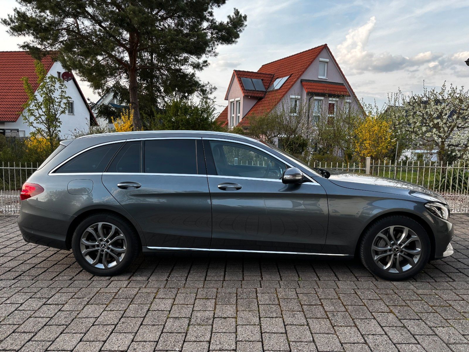 Mercedes-Benz C 250 T CGI Avantgarde/LED/SHZ/AHK/Tem/Garantie foto 4