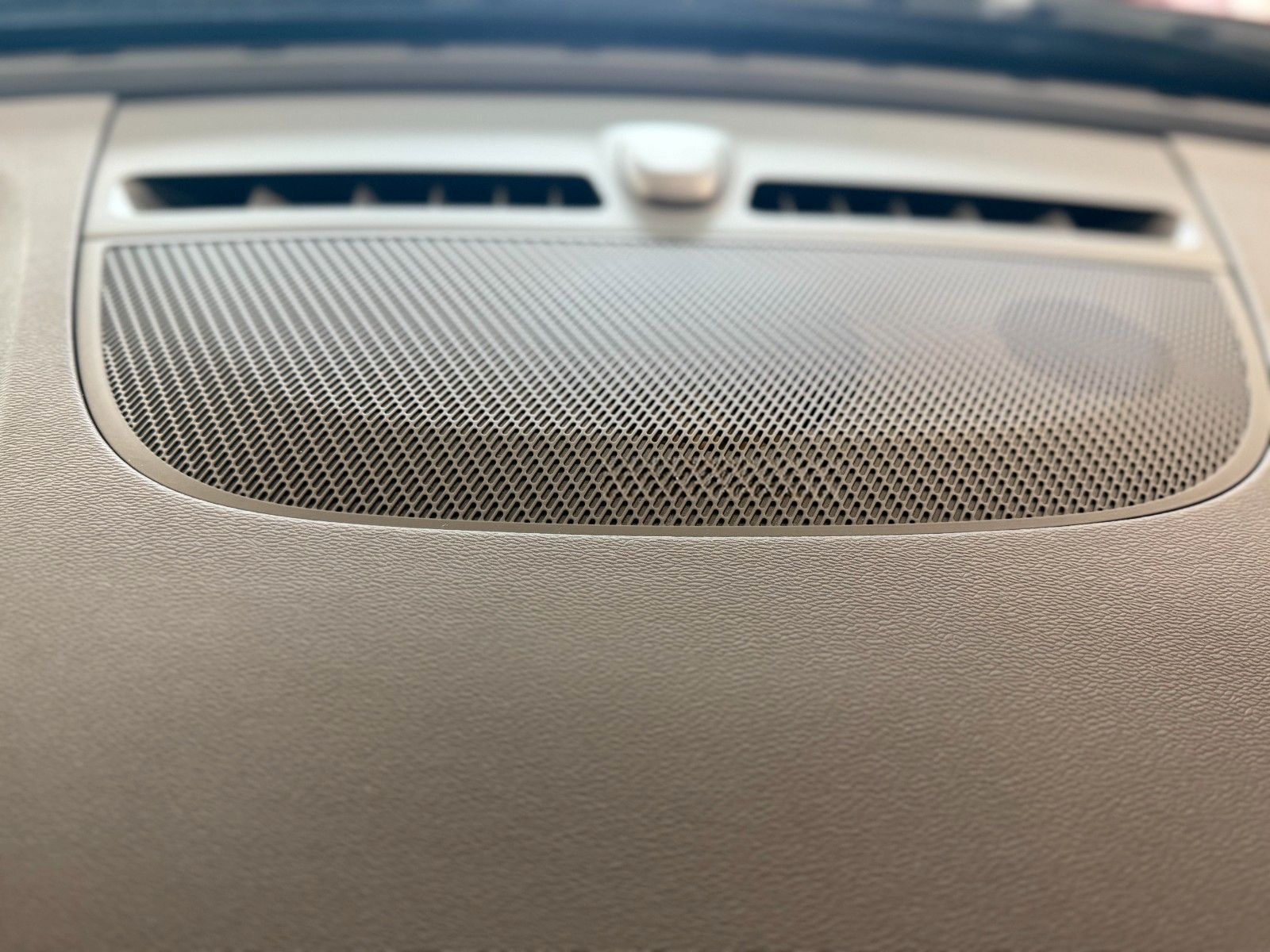 Volvo XC 40 Momentum Autm. R-Kam LED Navi Virtual H&K foto 16