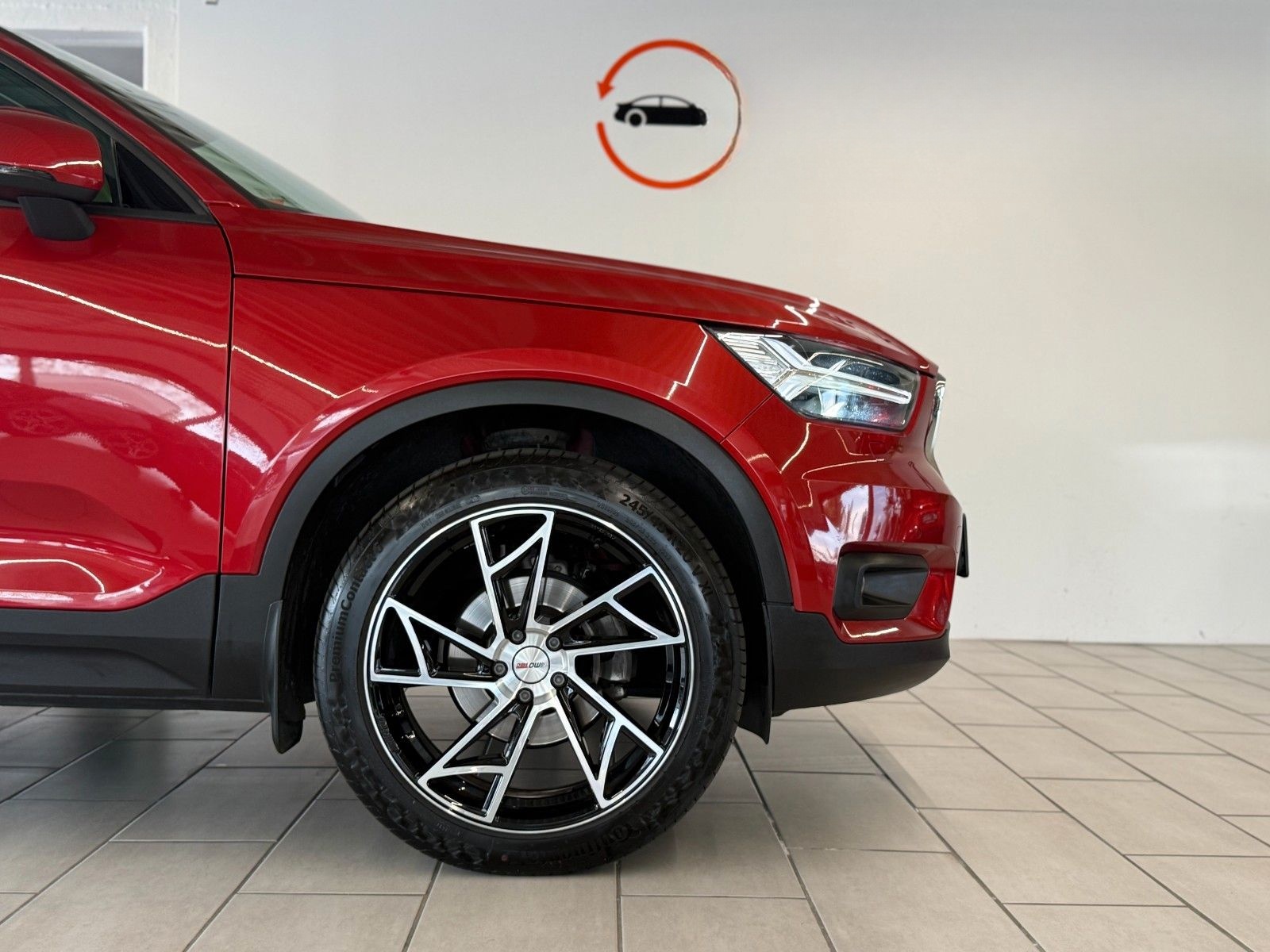 Volvo XC 40 Momentum Autm. R-Kam LED Navi Virtual H&K foto 7