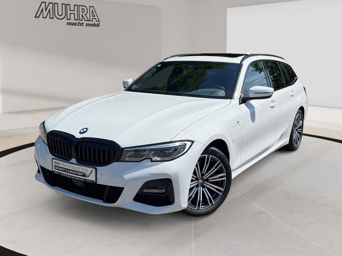 BMW 330e Touring M Sport 18 AHK Pano HIFI foto 2