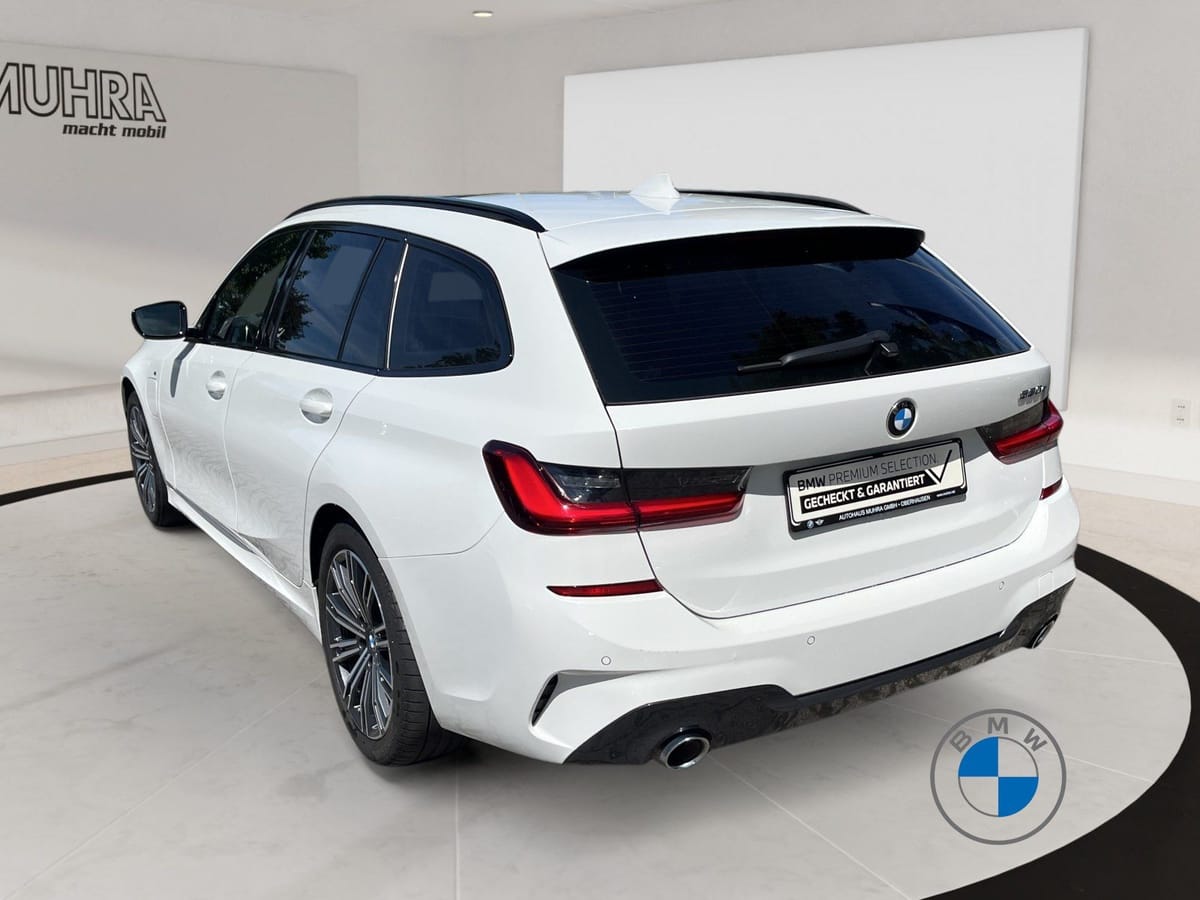 BMW 330e Touring M Sport 18 AHK Pano HIFI foto 4