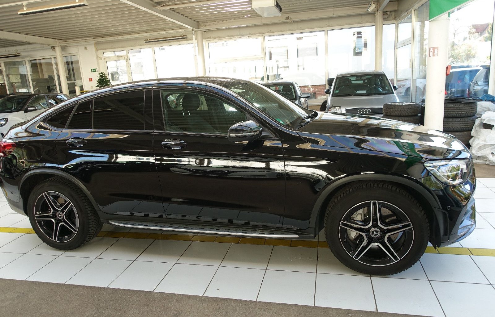 Mercedes-Benz GLC 200 GLC Coupe GLC 200 4Matic  AMG Line foto 4