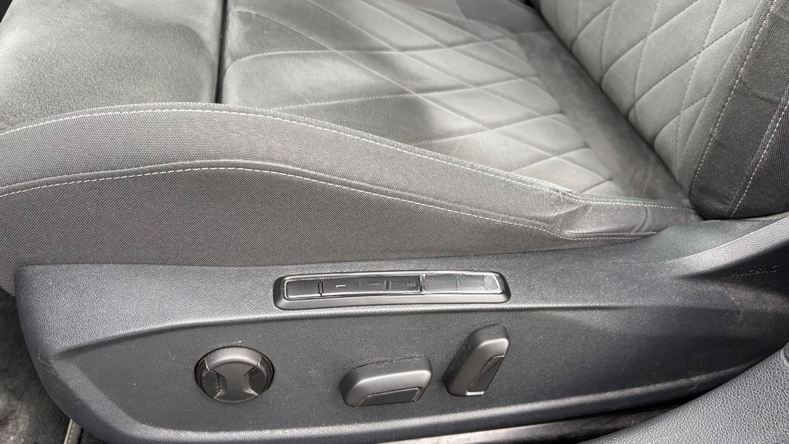 Volkswagen Golf VIII 1.5l TSI Style IQ.LIGHT,PANO,19" ZOLL foto 14