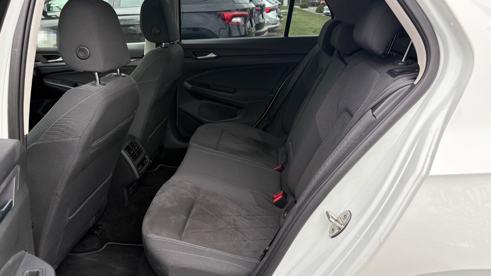 Volkswagen Golf VIII 1.5l TSI Style IQ.LIGHT,PANO,19" ZOLL foto 15