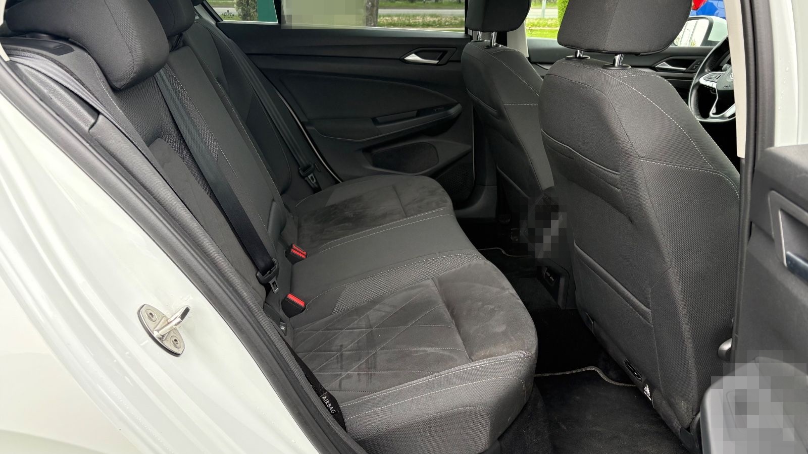 Volkswagen Golf VIII 1.5l TSI Style IQ.LIGHT,PANO,19" ZOLL foto 17