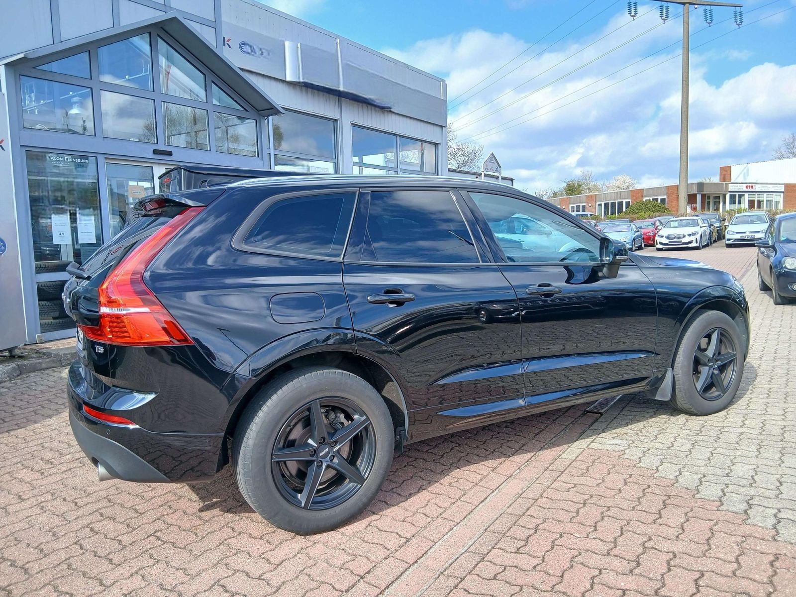 Volvo XC60 Momentum 2WD*Automatik*1 Hand*TÜV 04.2028 foto 4