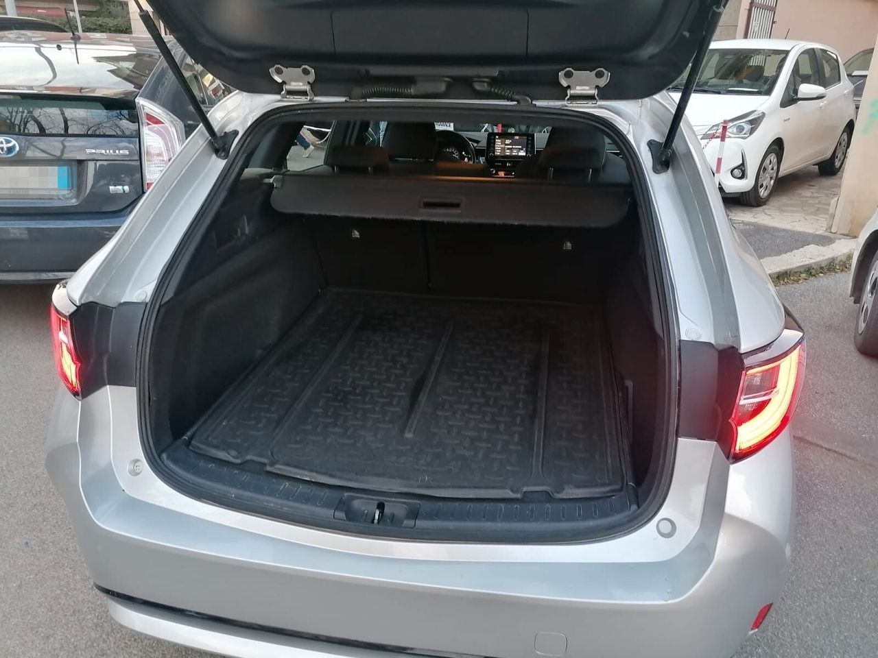 Toyota Corolla SW Hybrid Business NO OBBL. FINAN foto 6
