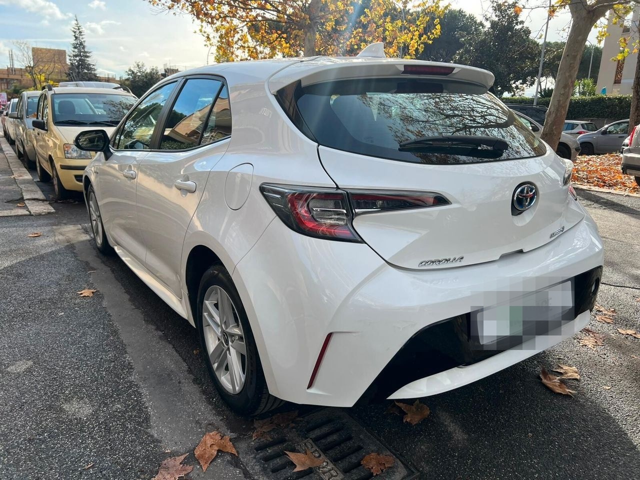 Toyota Corolla 1.8 Hybrid foto 4