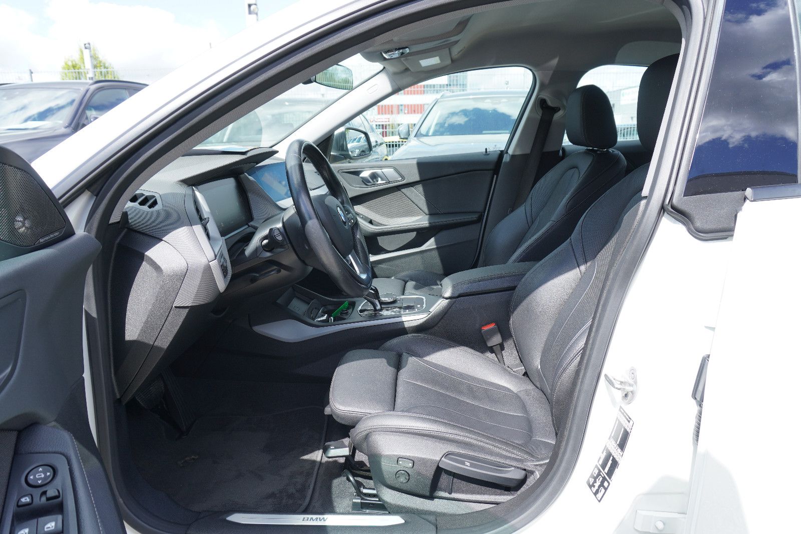 BMW 220d xDrive Gran Coupé*NAVI*LEDER*SEHR GEPFLEGT* foto 12