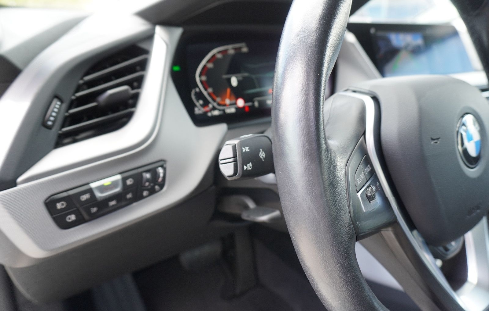 BMW 220d xDrive Gran Coupé*NAVI*LEDER*SEHR GEPFLEGT* foto 24