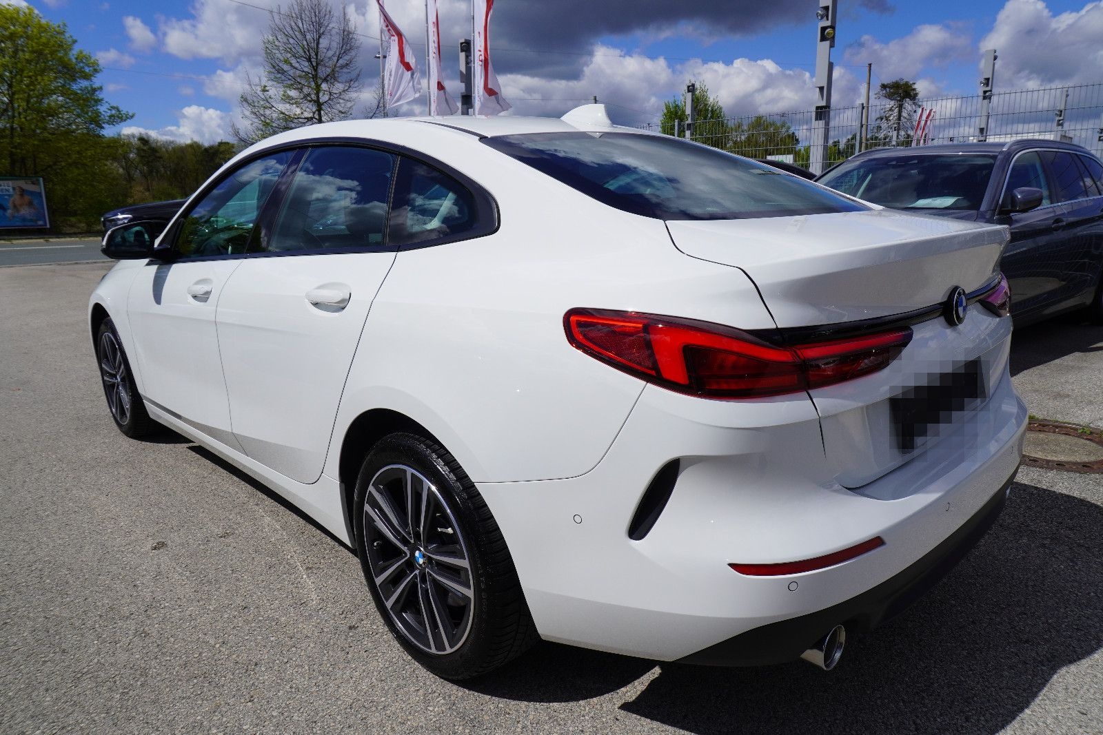 BMW 220d xDrive Gran Coupé*NAVI*LEDER*SEHR GEPFLEGT* foto 4