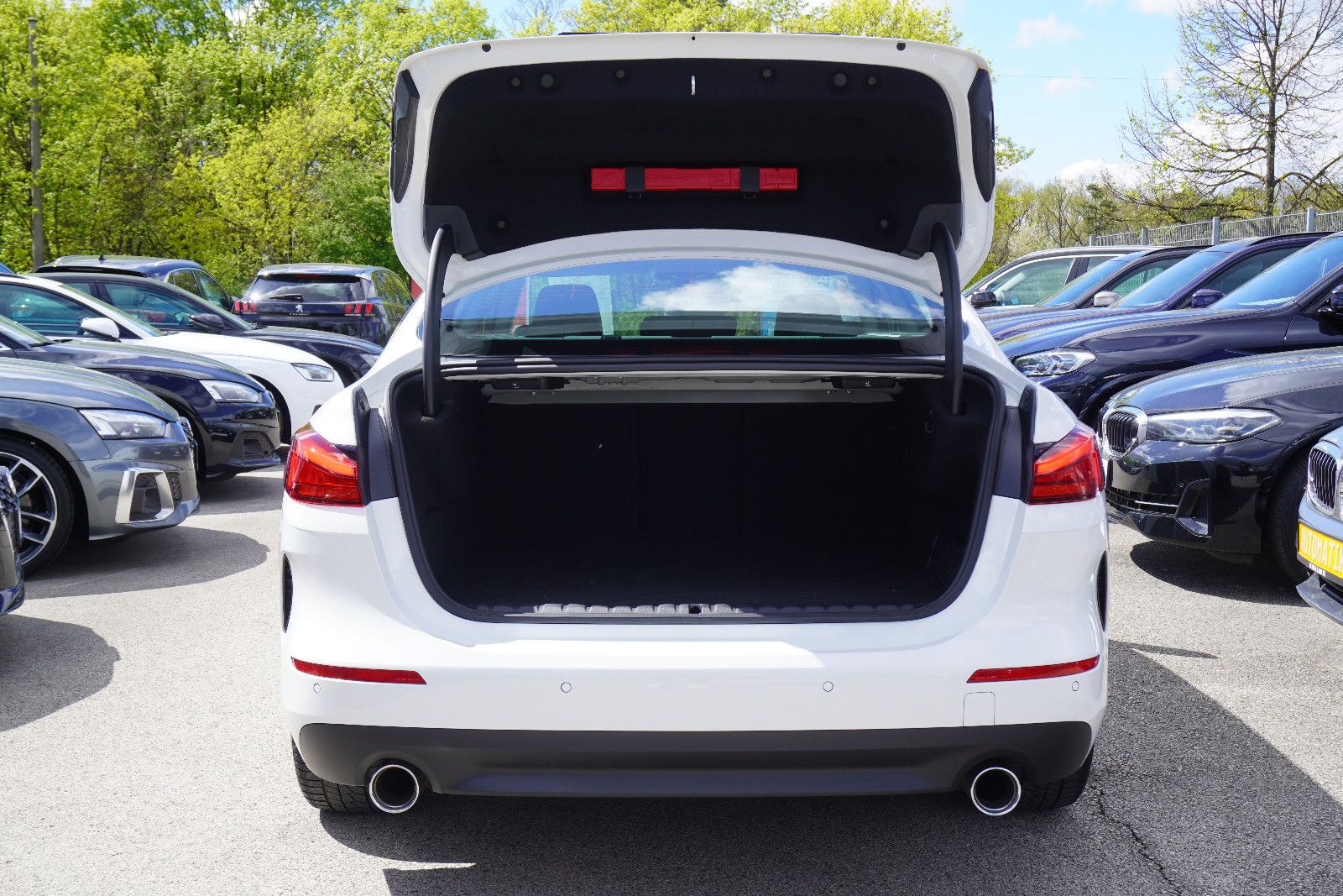 BMW 220d xDrive Gran Coupé*NAVI*LEDER*SEHR GEPFLEGT* foto 7