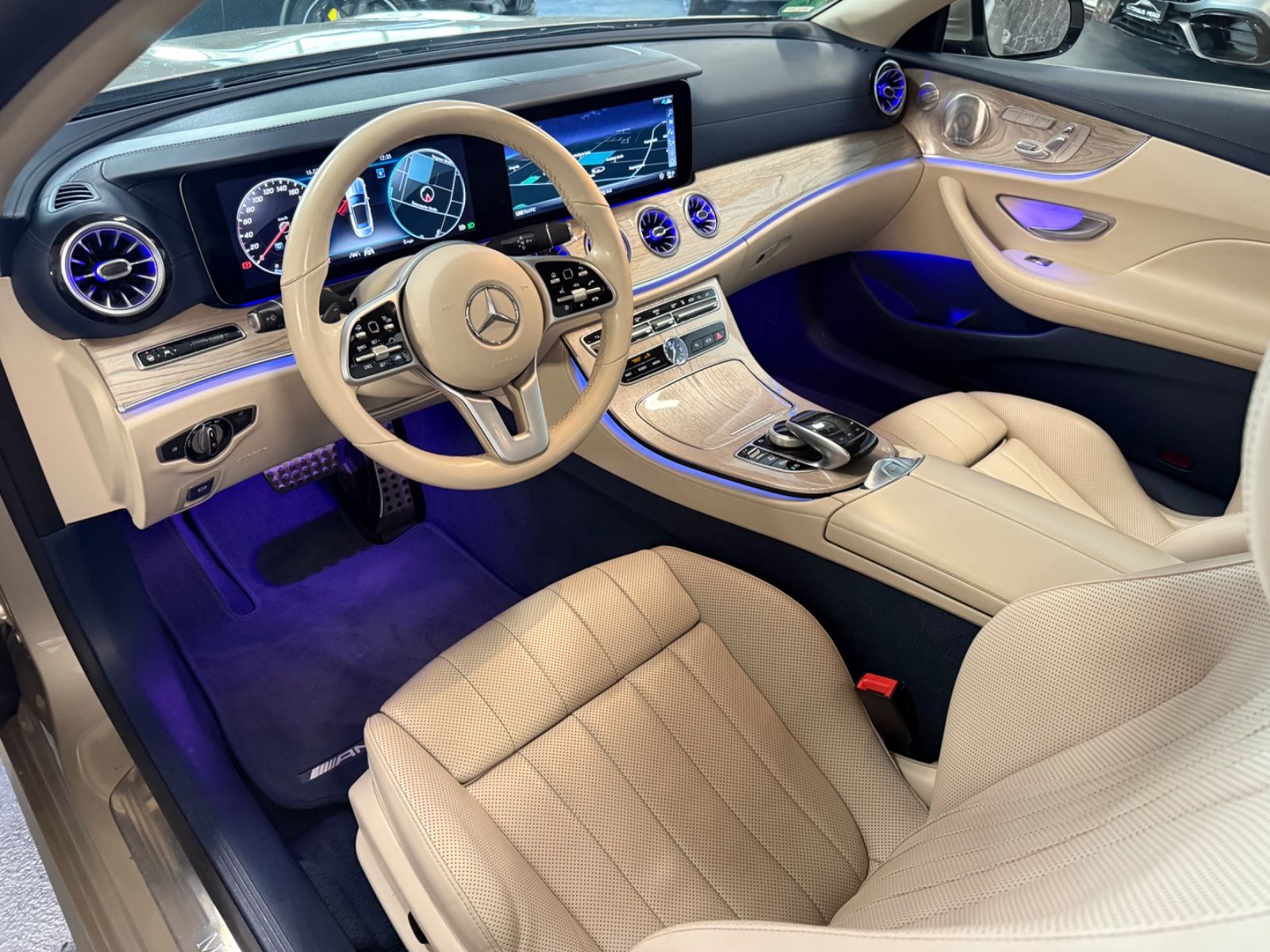 Mercedes-Benz E 200 4Matic AMG Cabrio Distronic Plus Memory foto 19