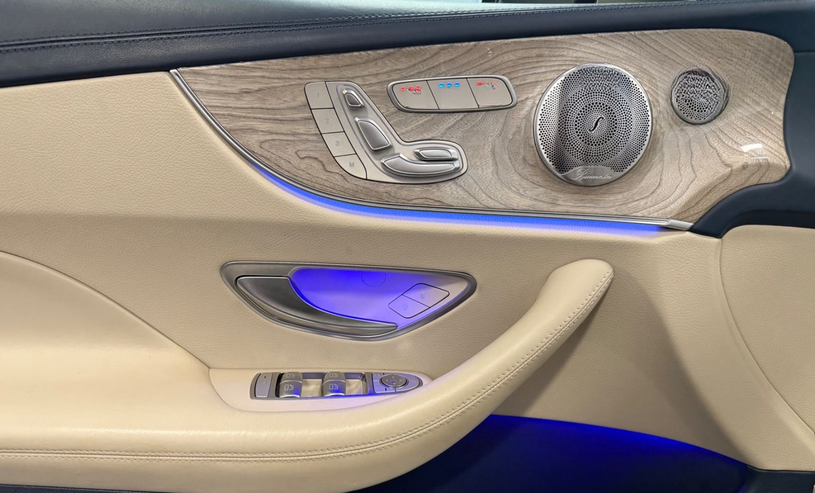 Mercedes-Benz E 200 4Matic AMG Cabrio Distronic Plus Memory foto 23