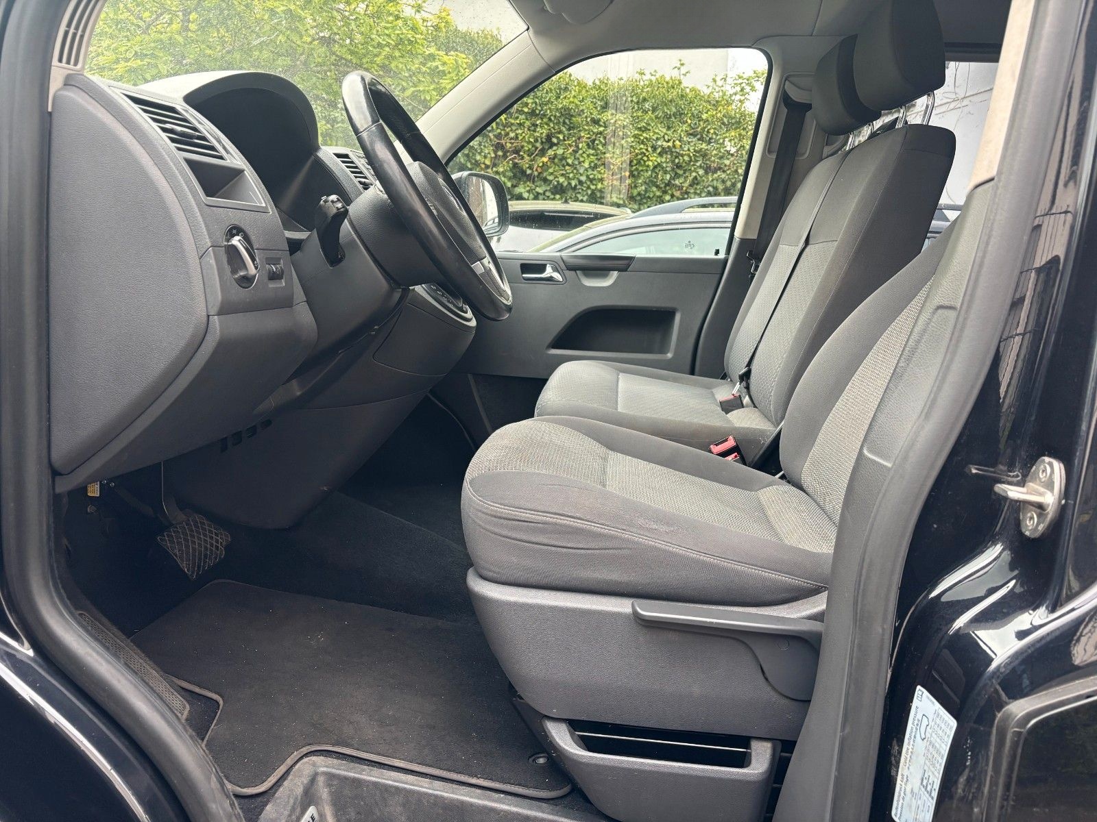 Volkswagen T5 Caravelle/Automatik/ foto 5