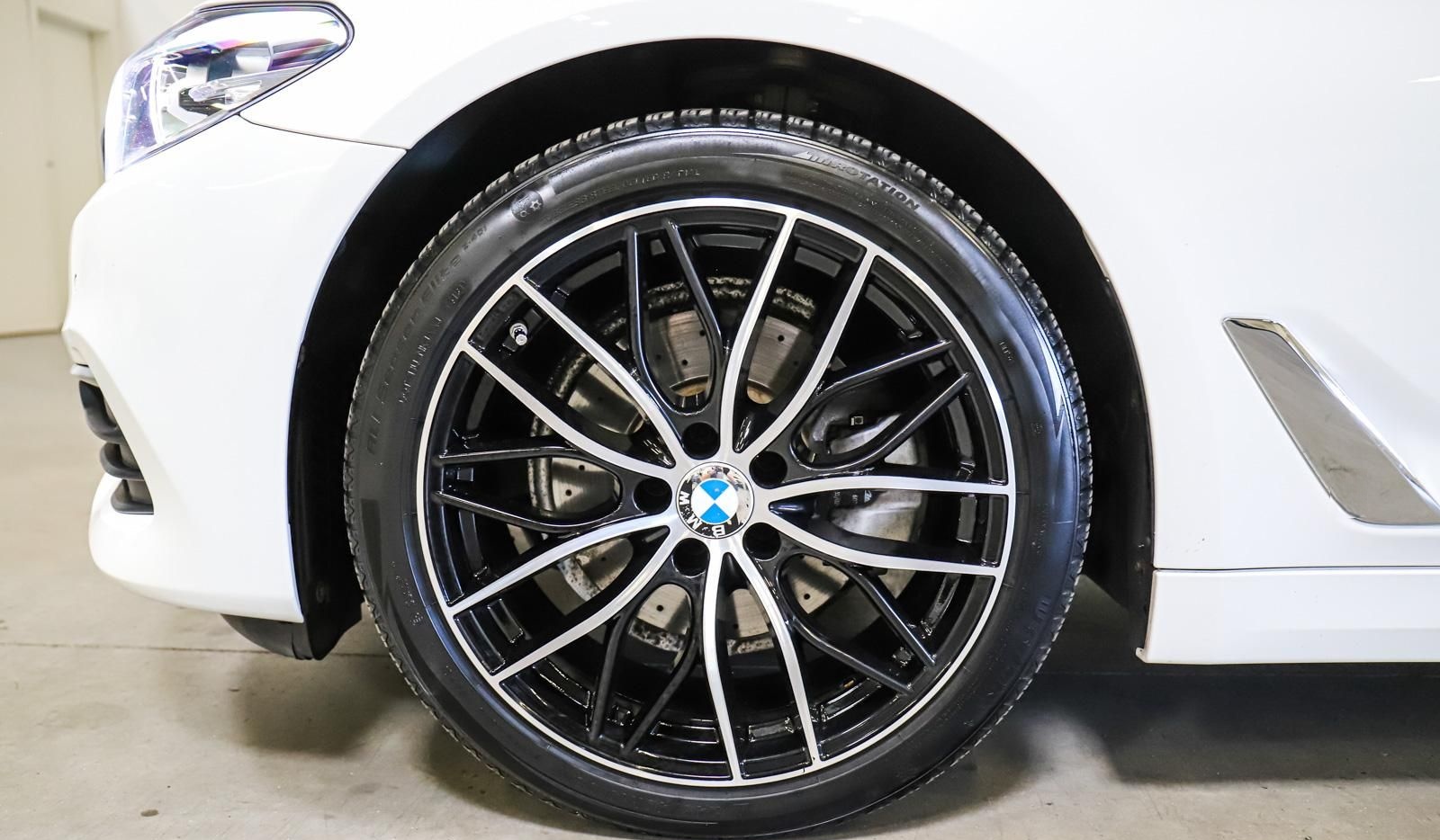 BMW 520d Touring LED KAMERA HuD AHK MEMORY LEDER foto 8