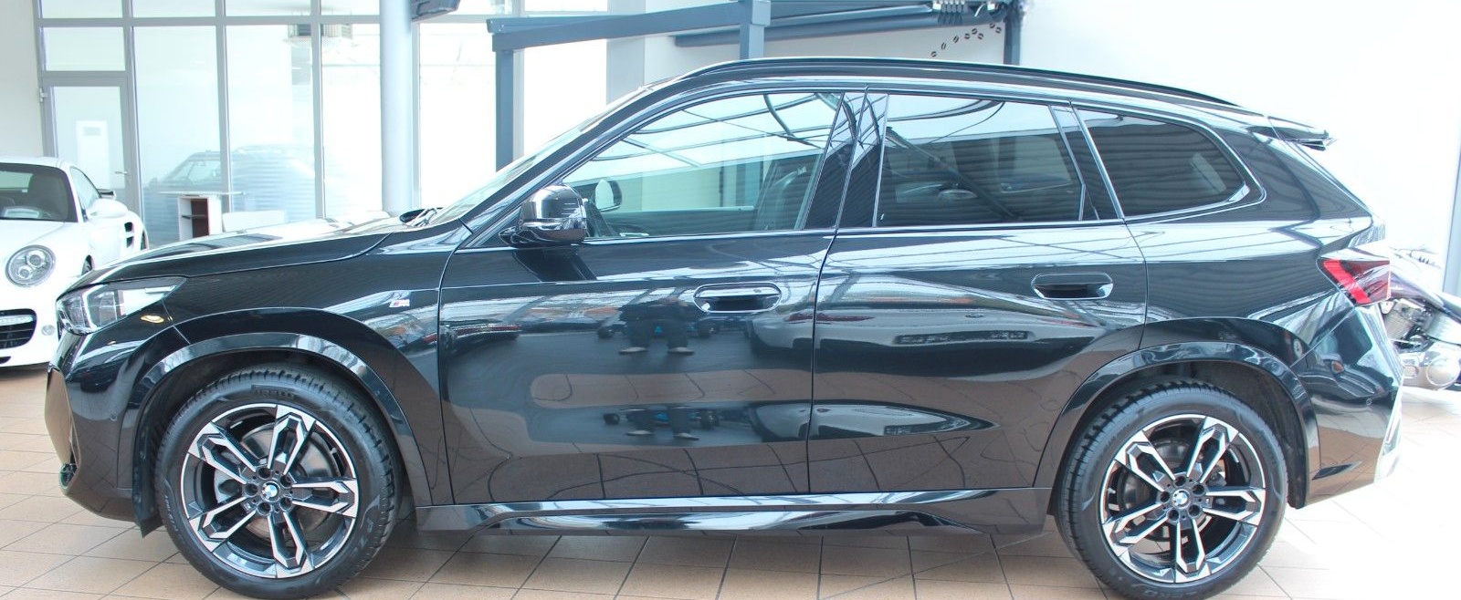 BMW X1 23 d xDrive M Sport+Cam+AHK+SHZ+CarPlay+Navi+ foto 2