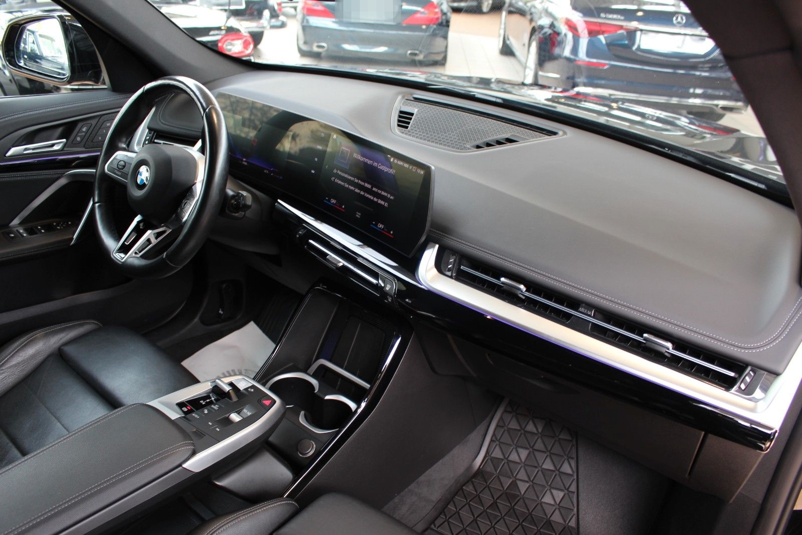 BMW X1 23 d xDrive M Sport+Cam+AHK+SHZ+CarPlay+Navi+ foto 14